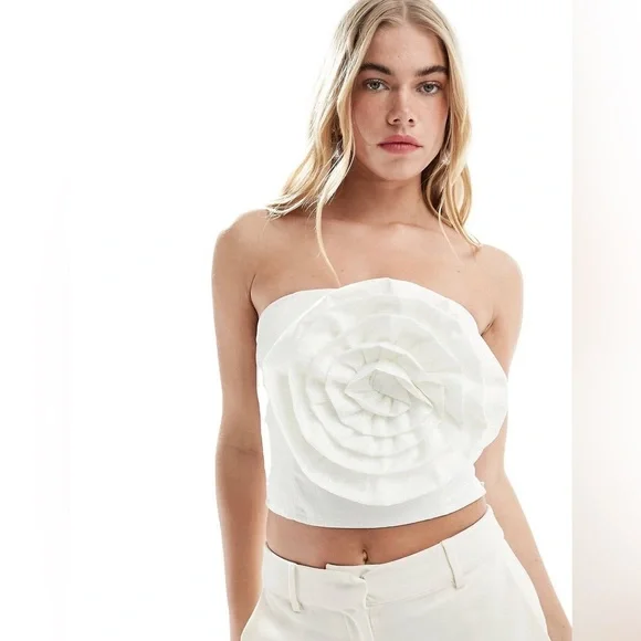 Top with 3D corsage in white Monteau, size L - Picture 2 of 11